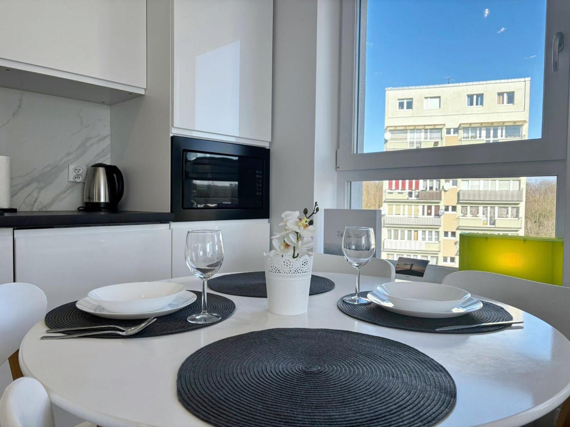 Sun Towers - Apartamenty Bryza - Apartamenty Z Parkingiem Świnoujście Eksteriør bilde