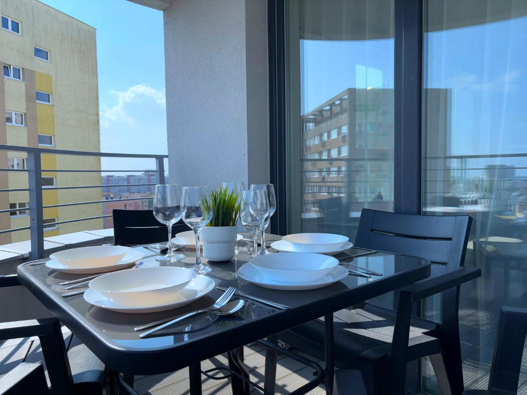 Sun Towers - Apartamenty Bryza - Apartamenty Z Parkingiem Świnoujście Eksteriør bilde